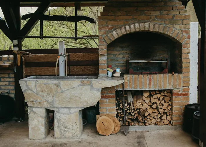 Drinska Dedovina * Gornja Tresnjica