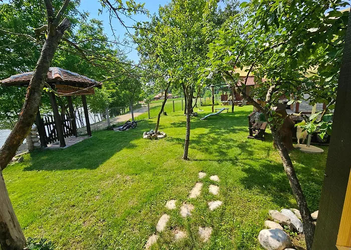 Drinska Dedovina * Gornja Tresnjica